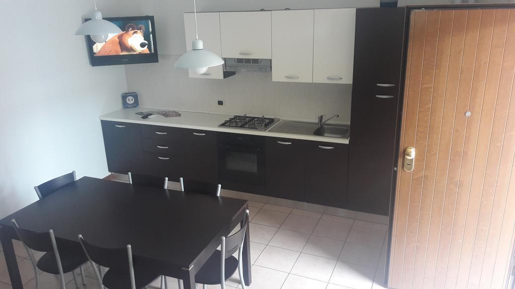 Casa Lavoro Vancanza Apartment Castelnuovo del Garda Exterior foto