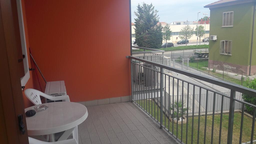 Casa Lavoro Vancanza Apartment Castelnuovo del Garda Exterior foto