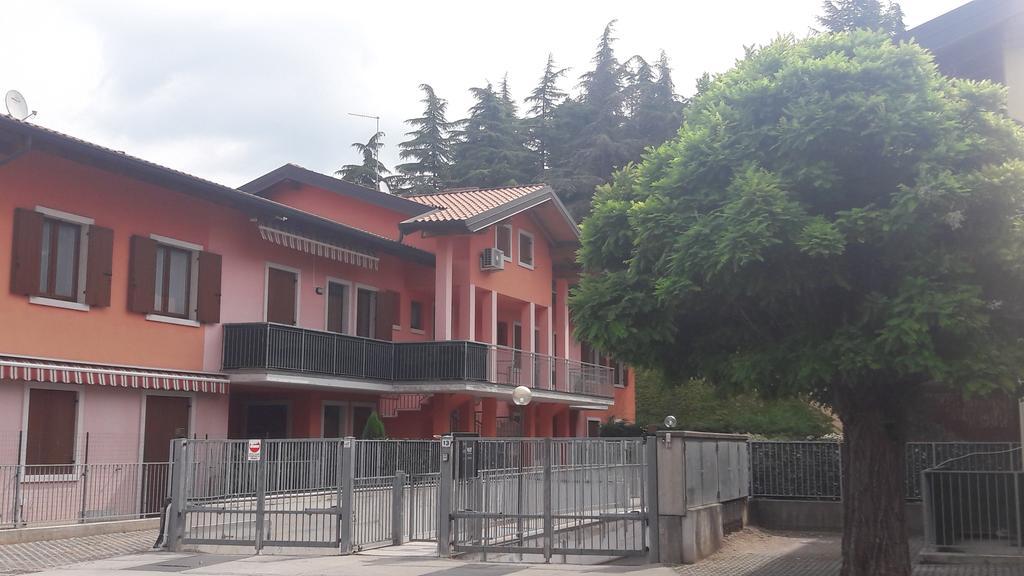 Casa Lavoro Vancanza Apartment Castelnuovo del Garda Exterior foto